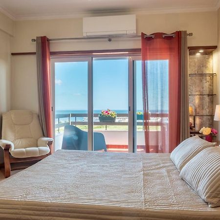 Window To The Sea Apartment Oeiras Exterior photo