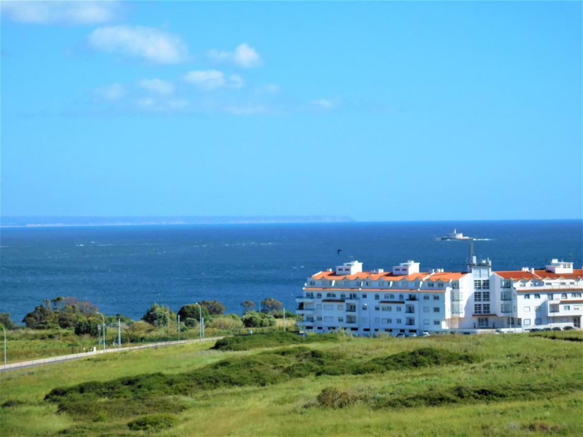 Window To The Sea Apartment Oeiras Exterior photo